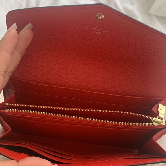 LV wallet - Picture 3 of 8